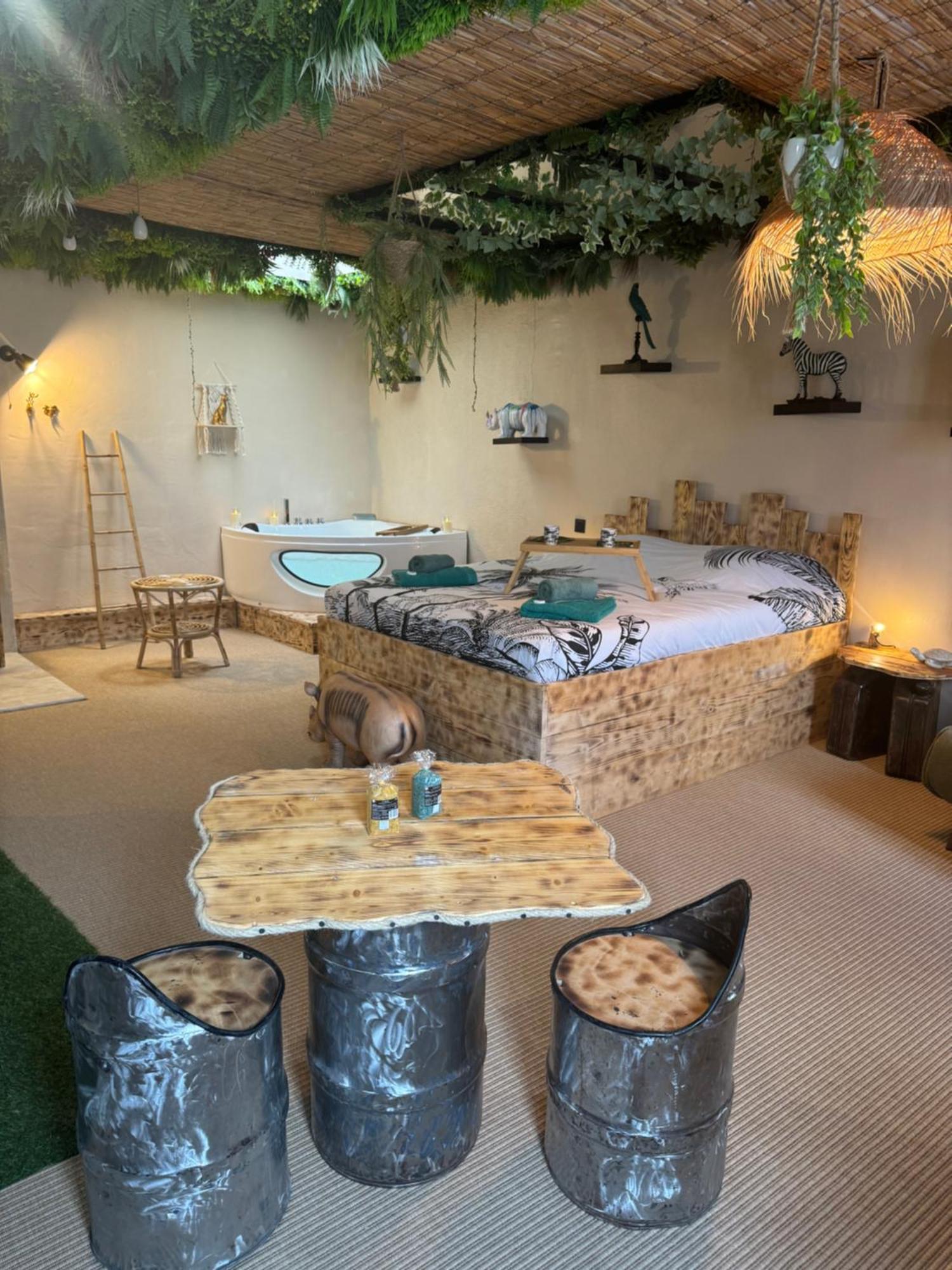La Jungle De Sissy Bed & Breakfast Saintes-Maries-de-la-Mer Dış mekan fotoğraf